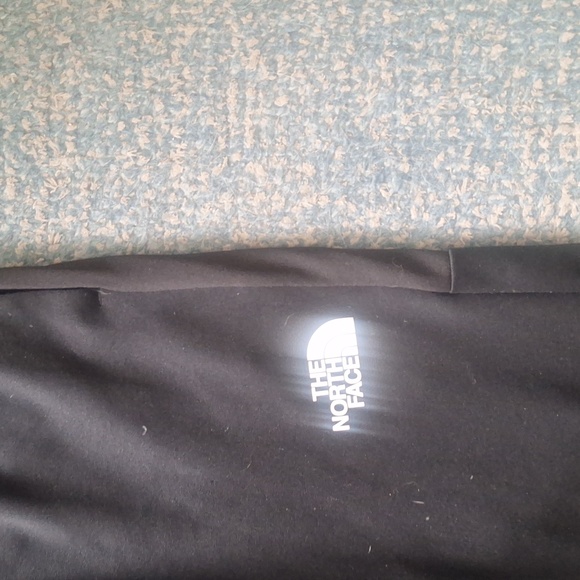 The North Face boys pants - Picture 2 of 5